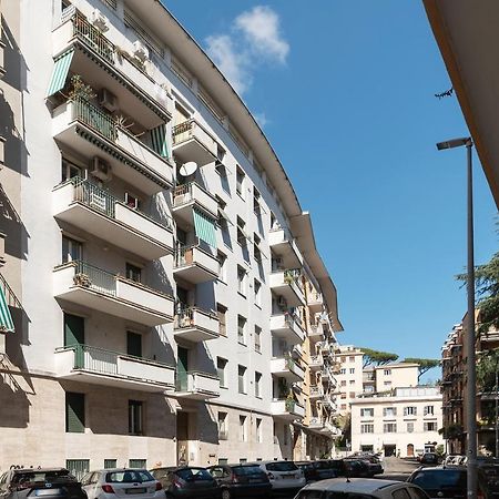 Vatican Corner Family Apartment โรม ภายนอก รูปภาพ