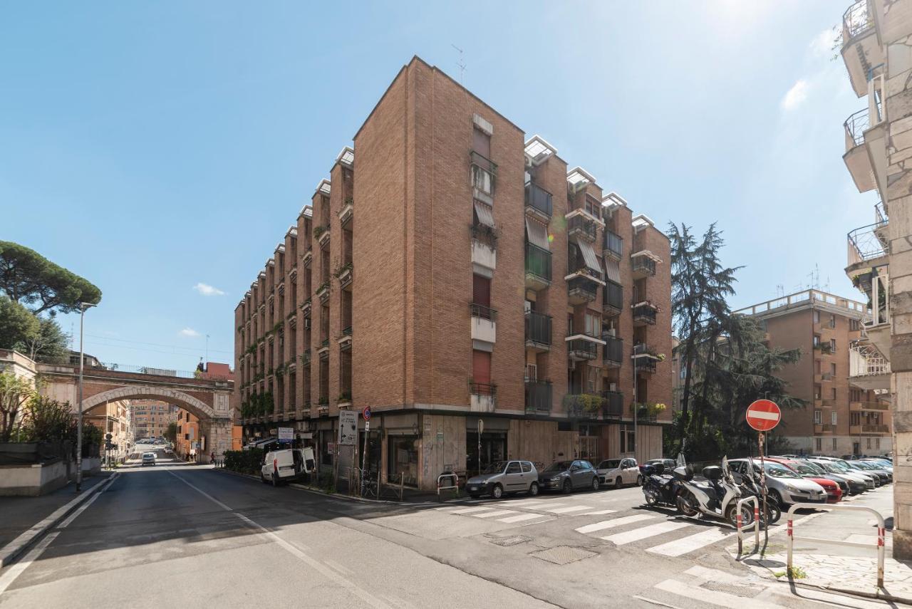 Vatican Corner Family Apartment โรม ภายนอก รูปภาพ