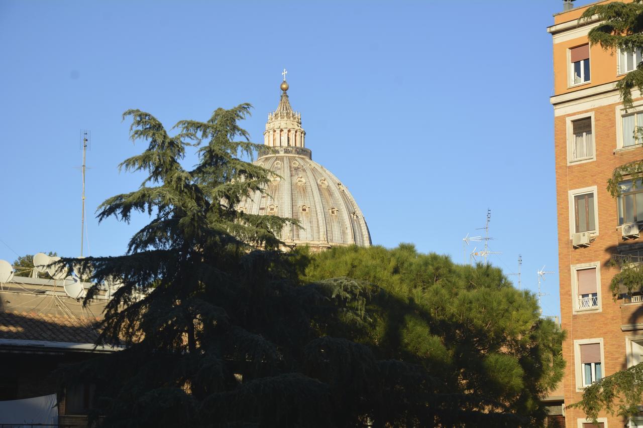 Vatican Corner Family Apartment โรม ภายนอก รูปภาพ